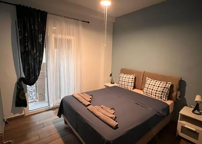 Sea Side Apartment